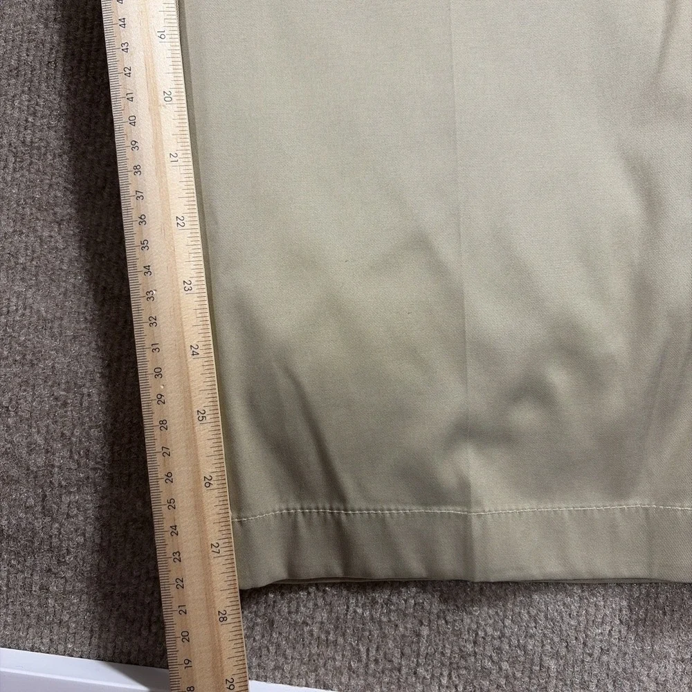 Nike Dri-FIT Golf Pants Men's Size 38X30 Khaki Chino Stretch Performance